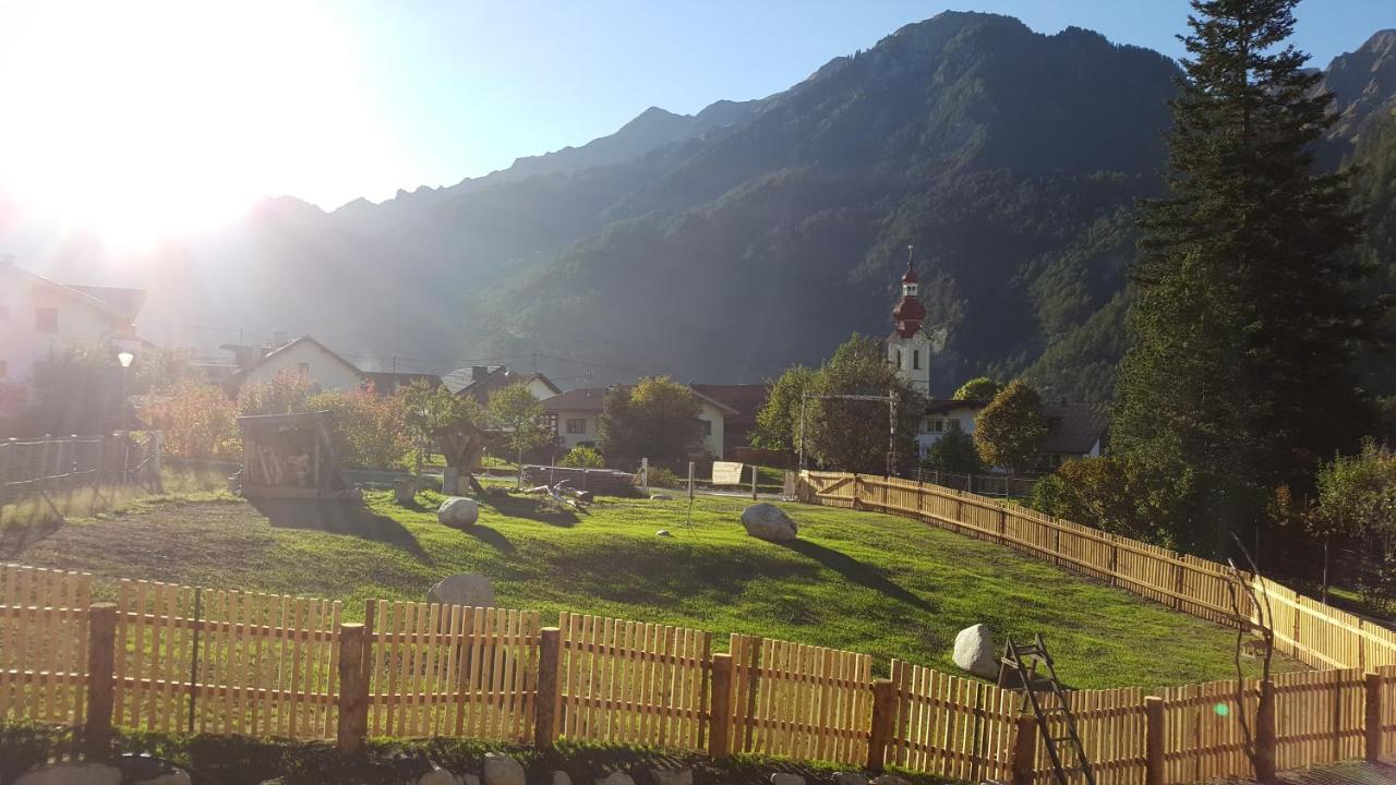Summit Lodges Pfunds Bagian luar foto