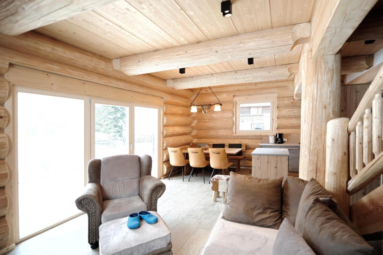 Summit Lodges Pfunds Bagian luar foto