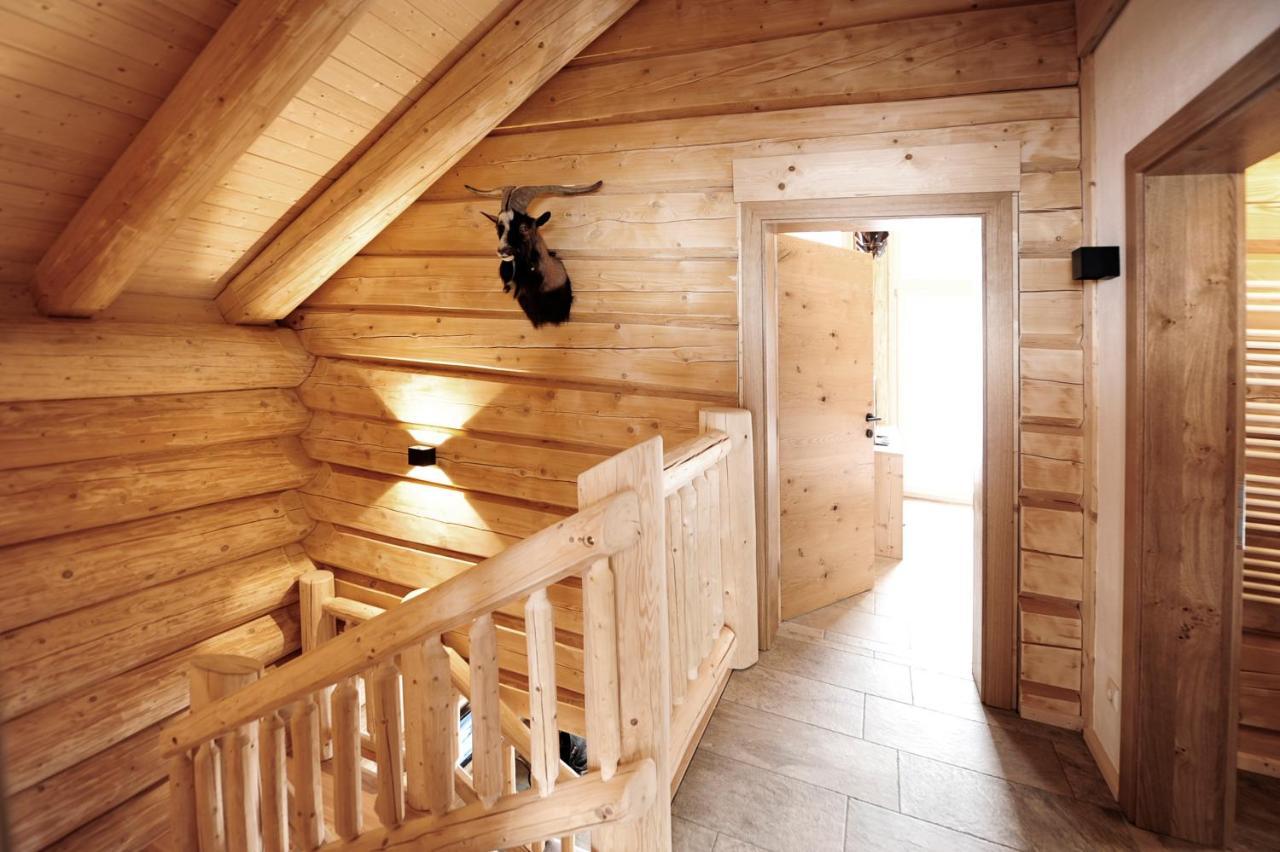 Summit Lodges Pfunds Bagian luar foto