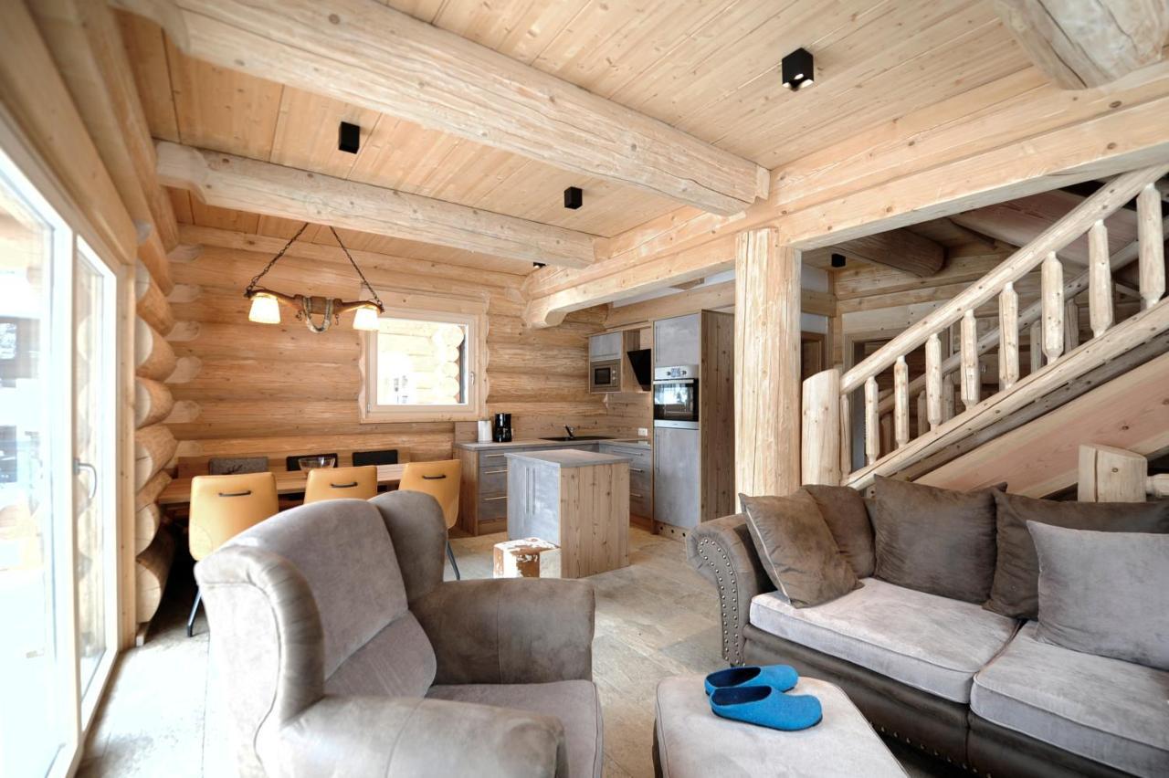 Summit Lodges Pfunds Bagian luar foto