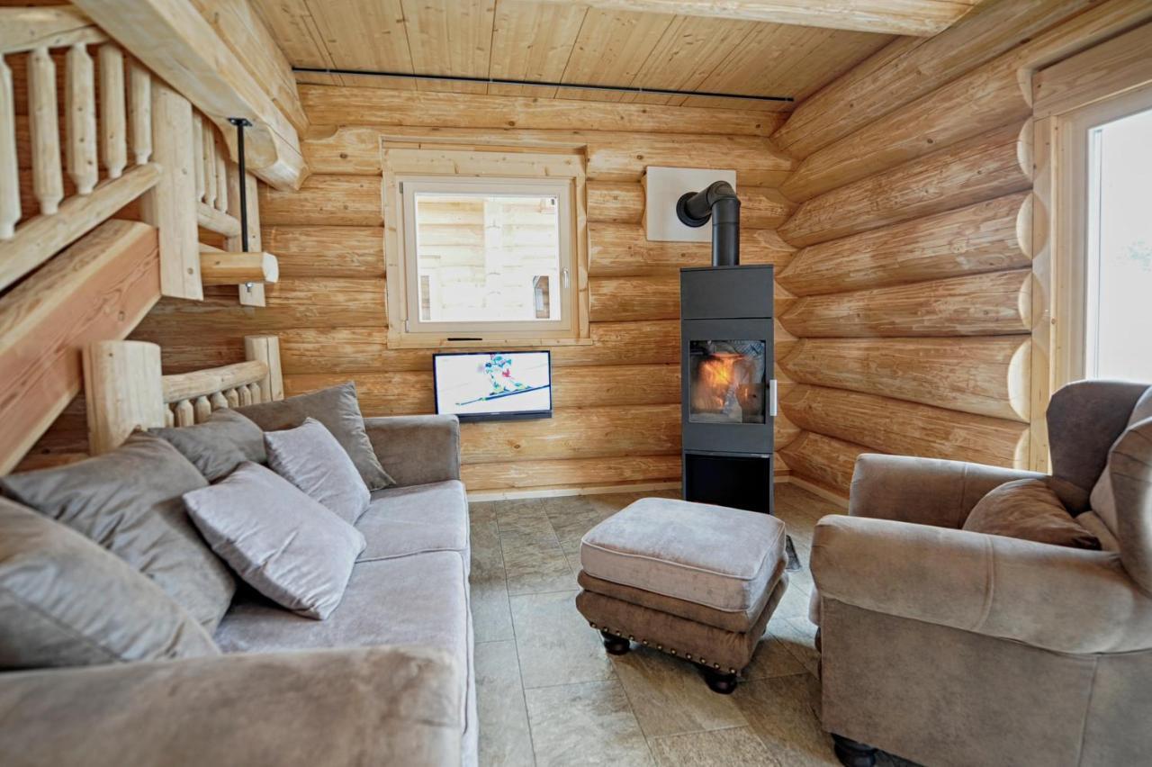 Summit Lodges Pfunds Bagian luar foto