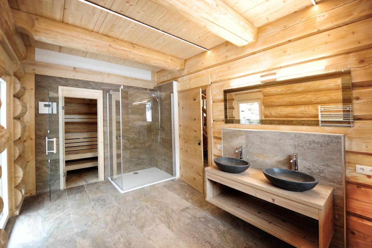 Summit Lodges Pfunds Bagian luar foto